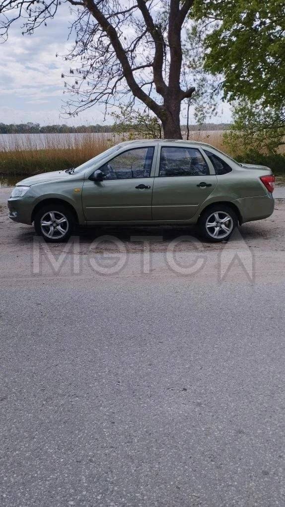 Lada Granta, 2012 года, 87 лс, 260000 км