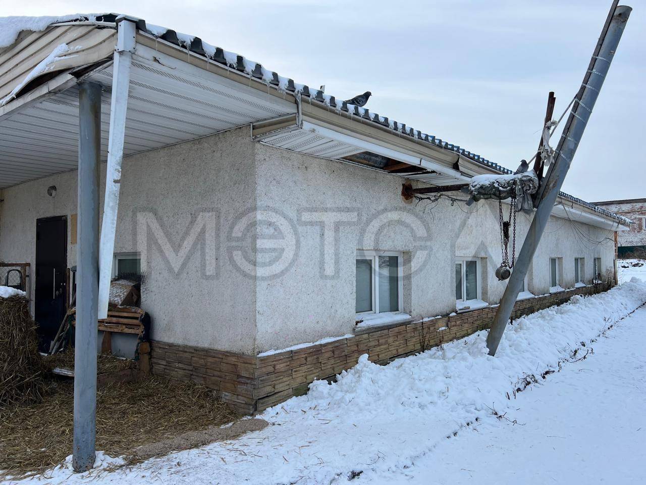 Здание 910 кв.м. и земельный участок 3999,5 кв.м. в Кемерово