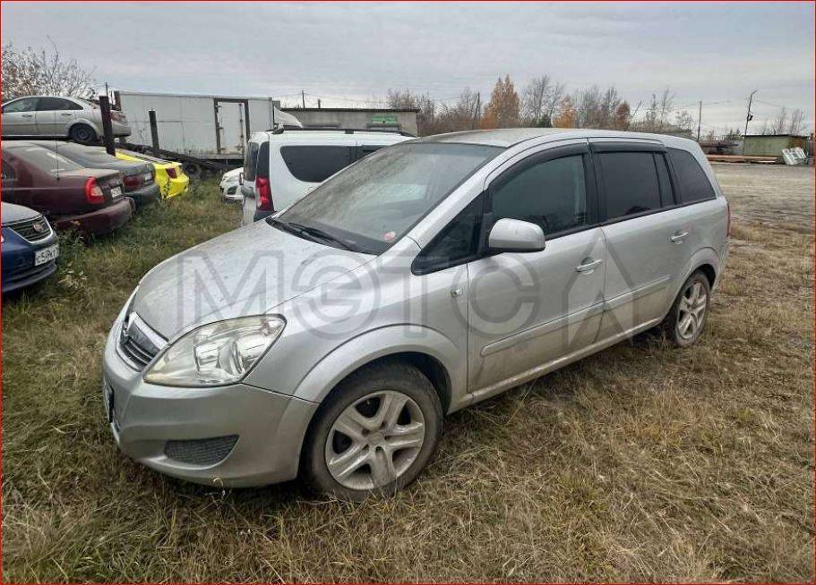 Opel Zafira, 2010 года, 140 лс