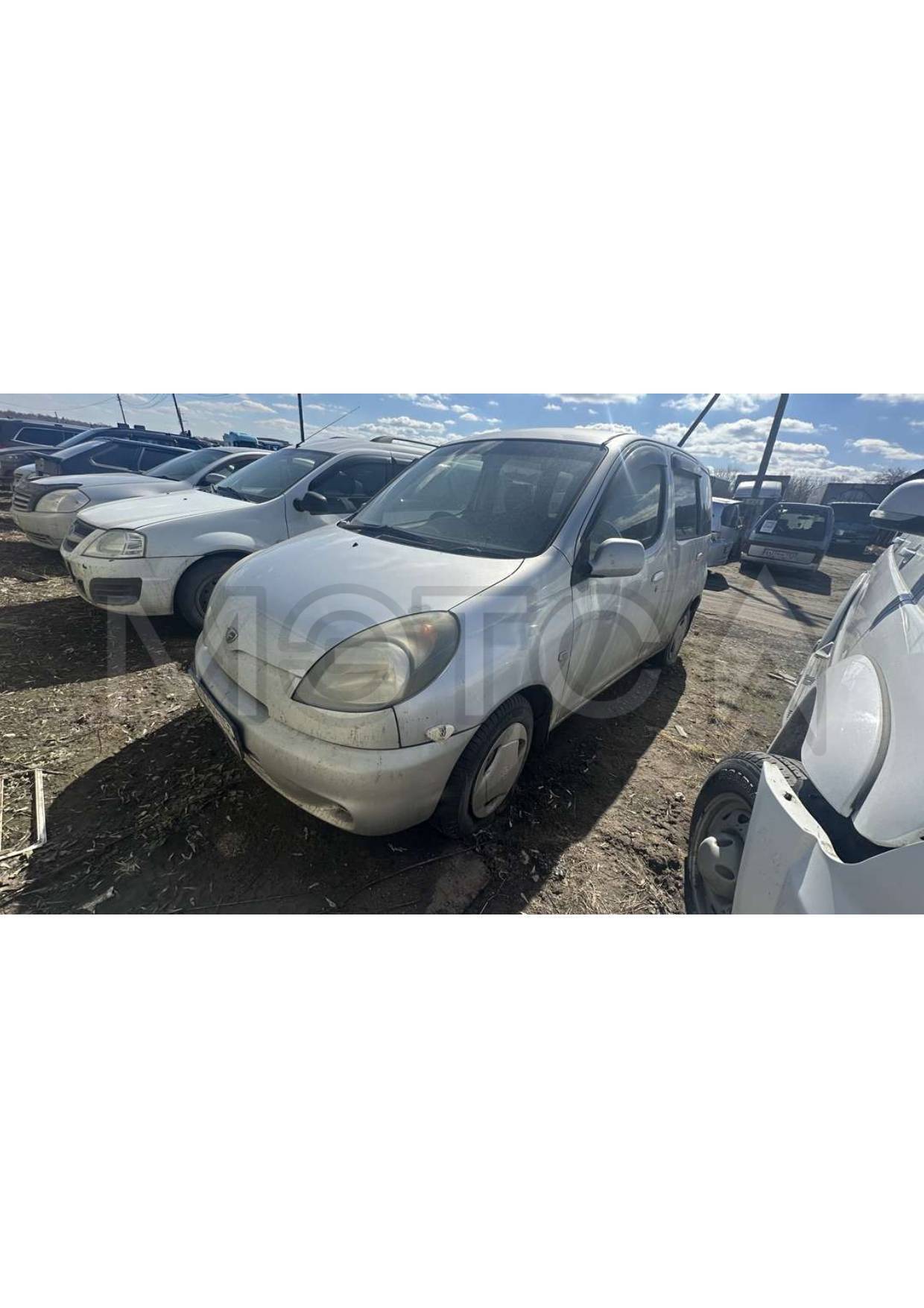 Toyota FunCargo, 2001 года, 88 лс, АКПП