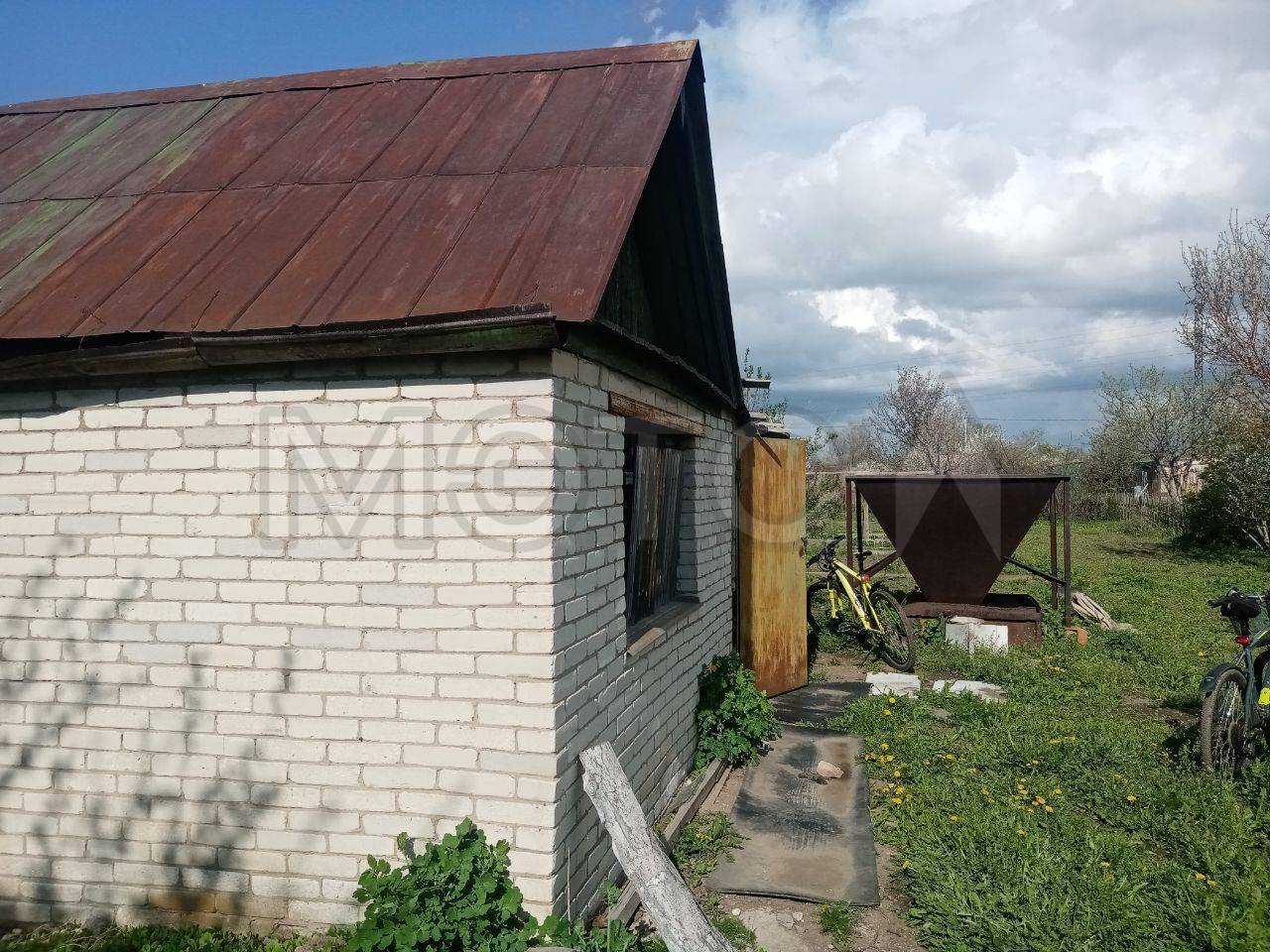 Садовый дом и земельный участок 638+/-9 кв.м. в Оренбургской обл.