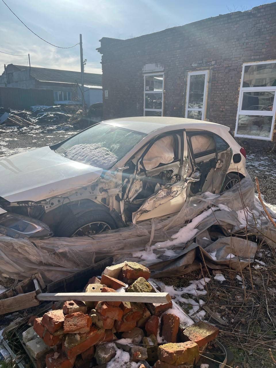 Автомобиль легковой, марка: Mercedes-Benz, модель: А80, VIN: WDD1760421J337753, гос. рег. номер: К442НО193, год изготовл