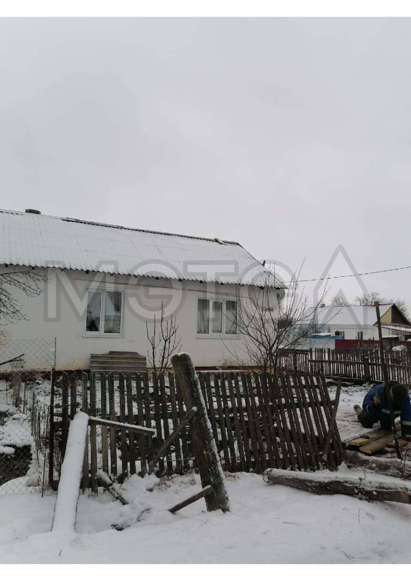 1/8 доля дома и 1/8 доля земельного участка в Саратовской обл.