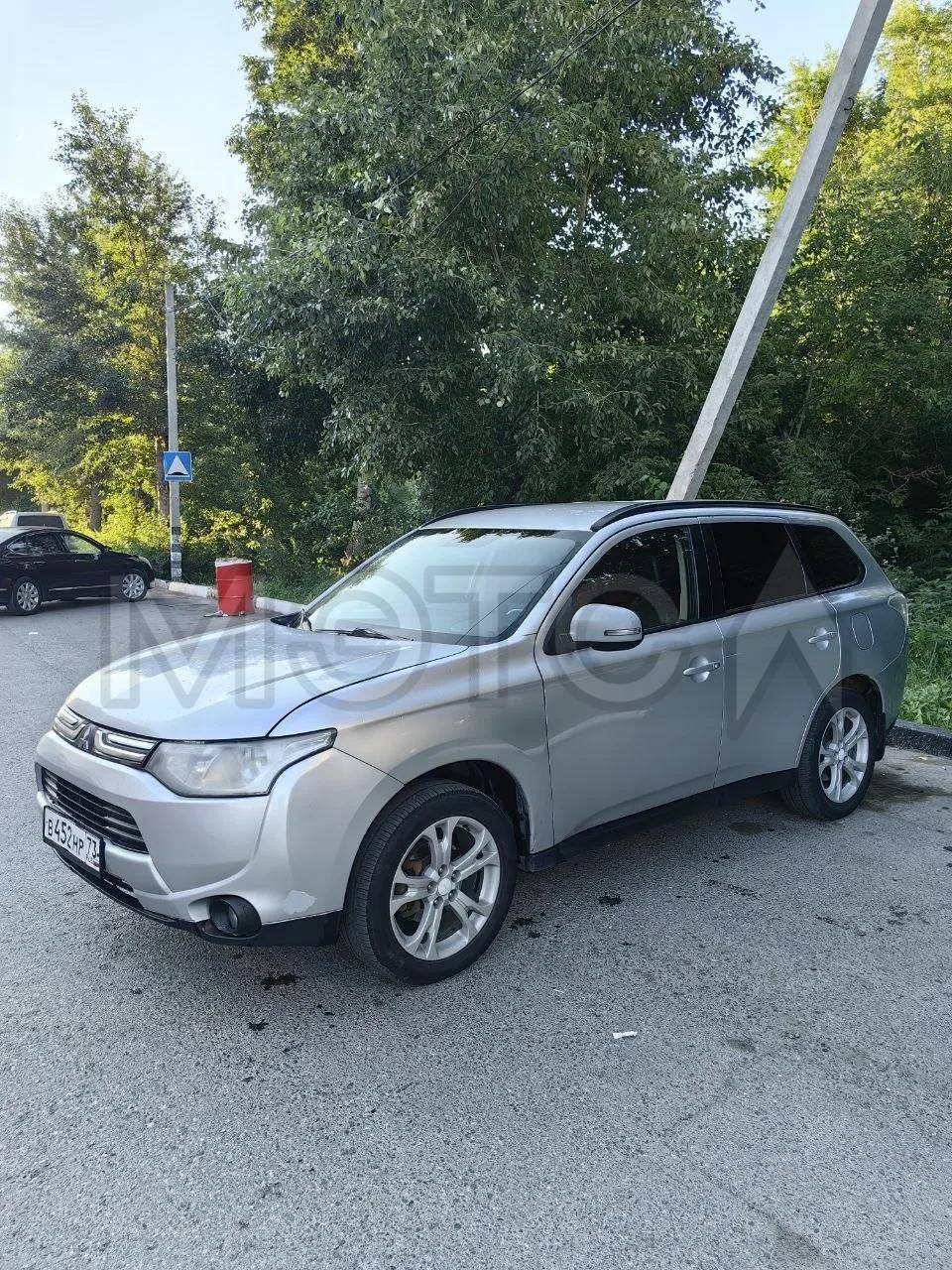 Mitsubishi Outlander, 2013 года, 167 лс, 258084 км, полный привод