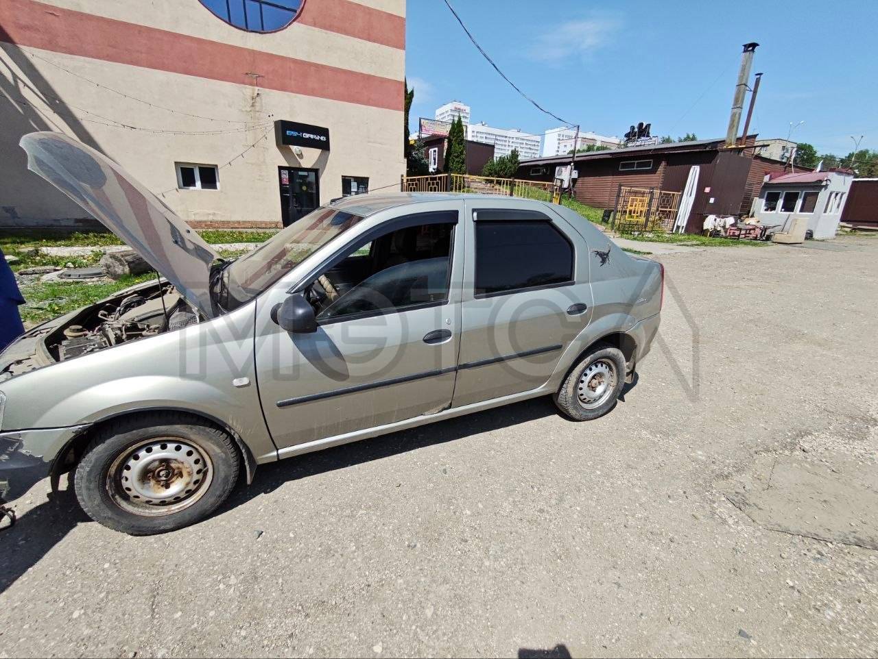 Renault Logan, 2012 года, 84 лс, 319536 км