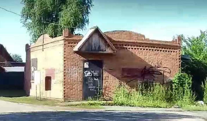 Здание 60,9 кв.м. и земельный участок 148 кв.м. в Новосибирской обл.