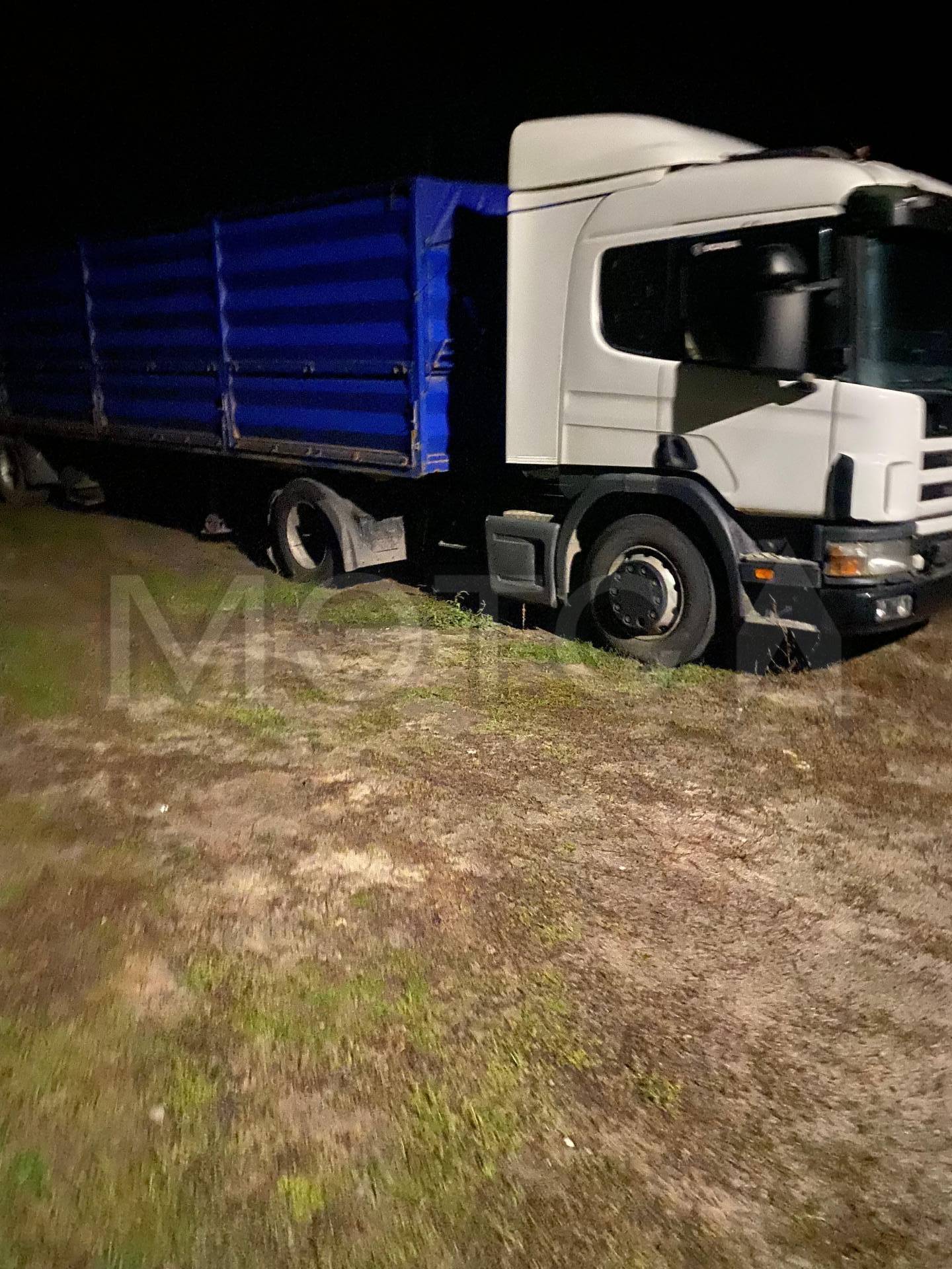 Грузовой тягач седельный СКАНИЯ Р114 GA4X2NA 340, 2004 года