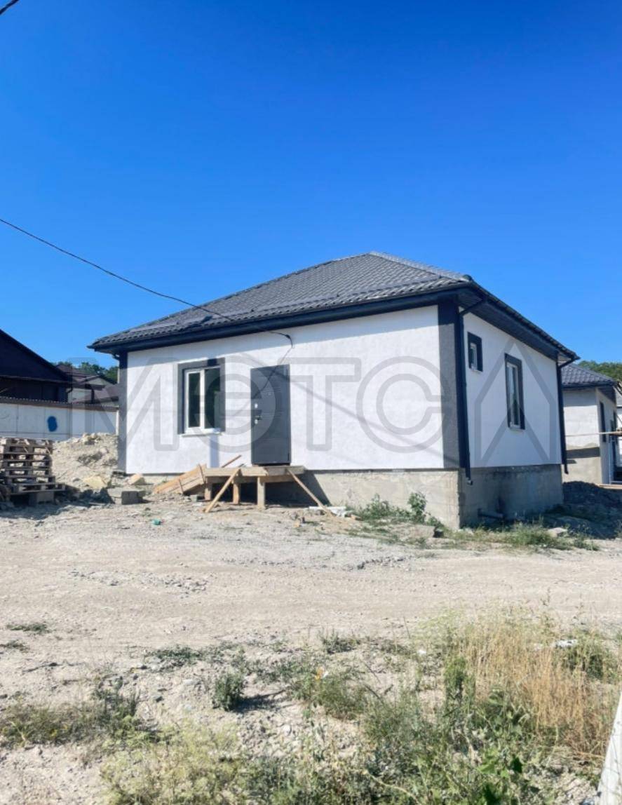 Дом 69,6 кв.м. и земельный участок 400 кв.м. в Новороссийске