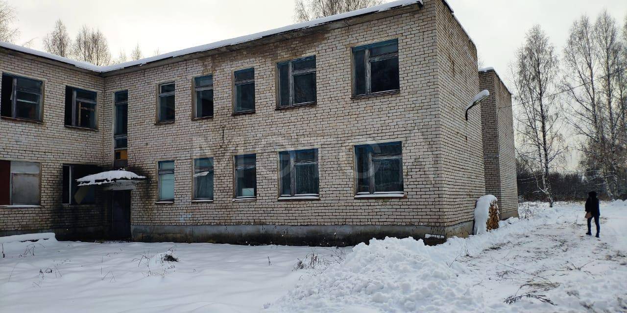Здание в Тверской обл., 1159,2 кв.м