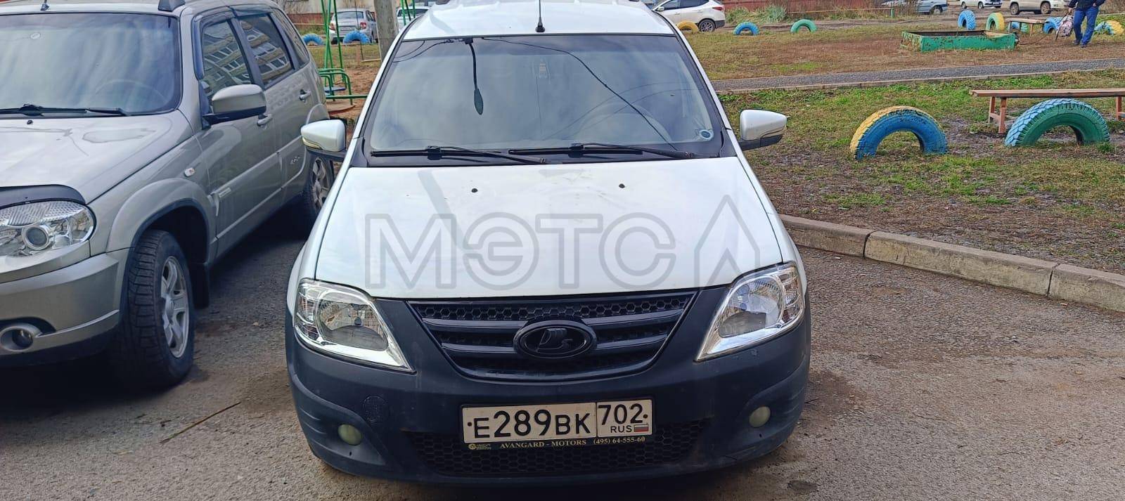 Lada Largus, 2013 года, 84 лс