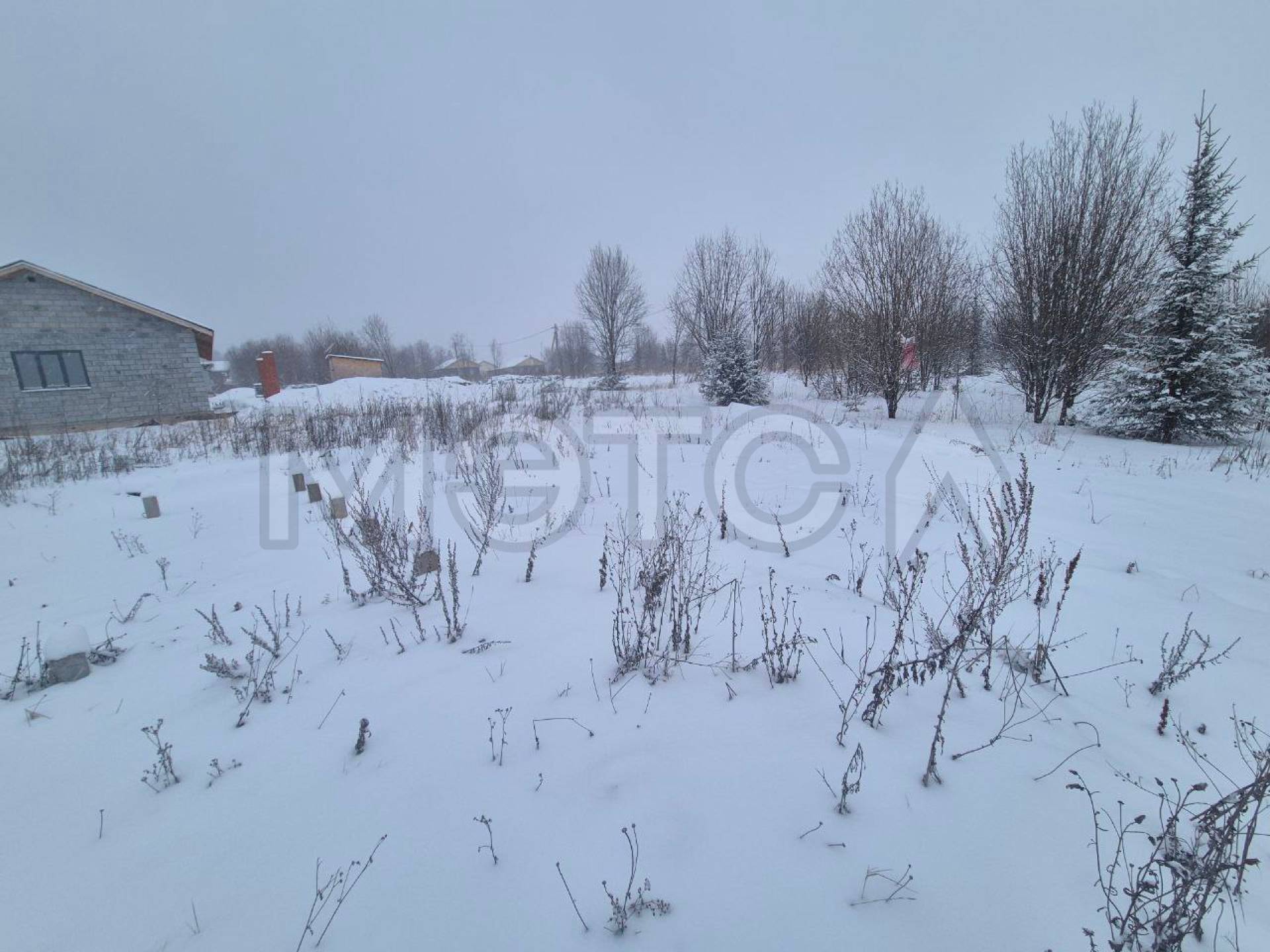 Земельный участок в Пермском крае, 915 кв.м.