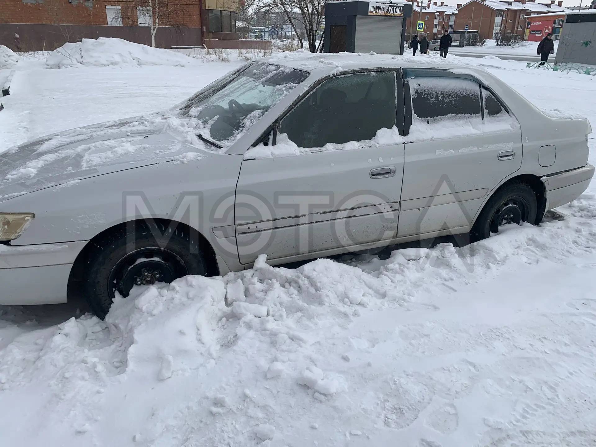 Toyota Corona, 2000 года, 145 лс, 450000 км, АКПП