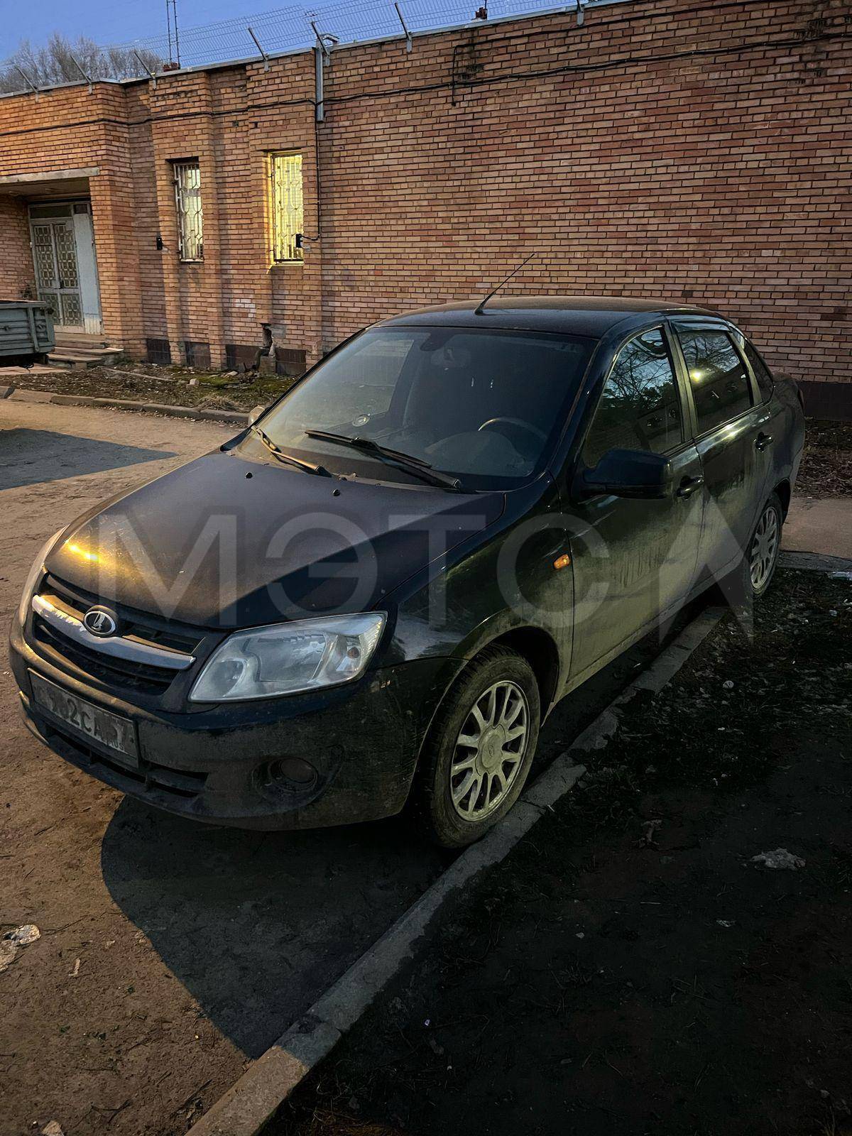 Lada Granta, 2013 года, 97,9 лс, 200000 км, АКПП
