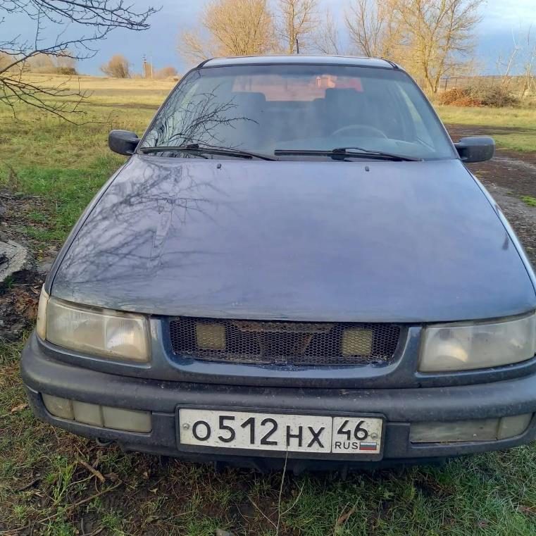 Фольксваген Пассат, 1993 года, 116 лс