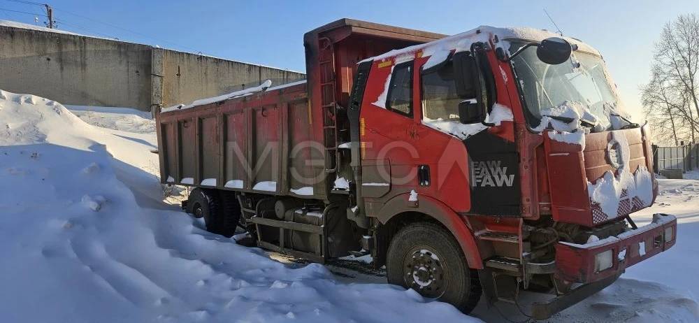 Самосвал грузовой FAW CA3250 P66K2T1E4, 2016 года