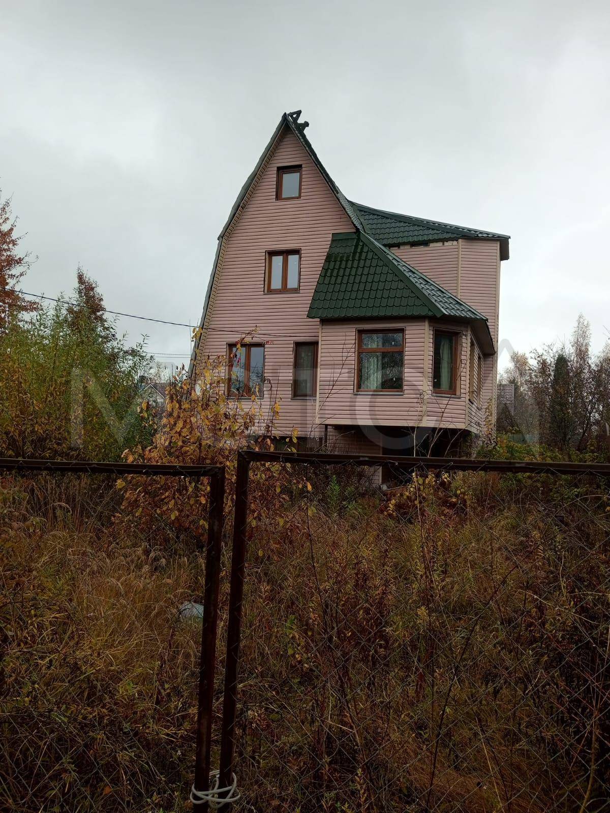 Здание 181,2 кв.м. и земельный участок 637 кв.м. в Московской обл.