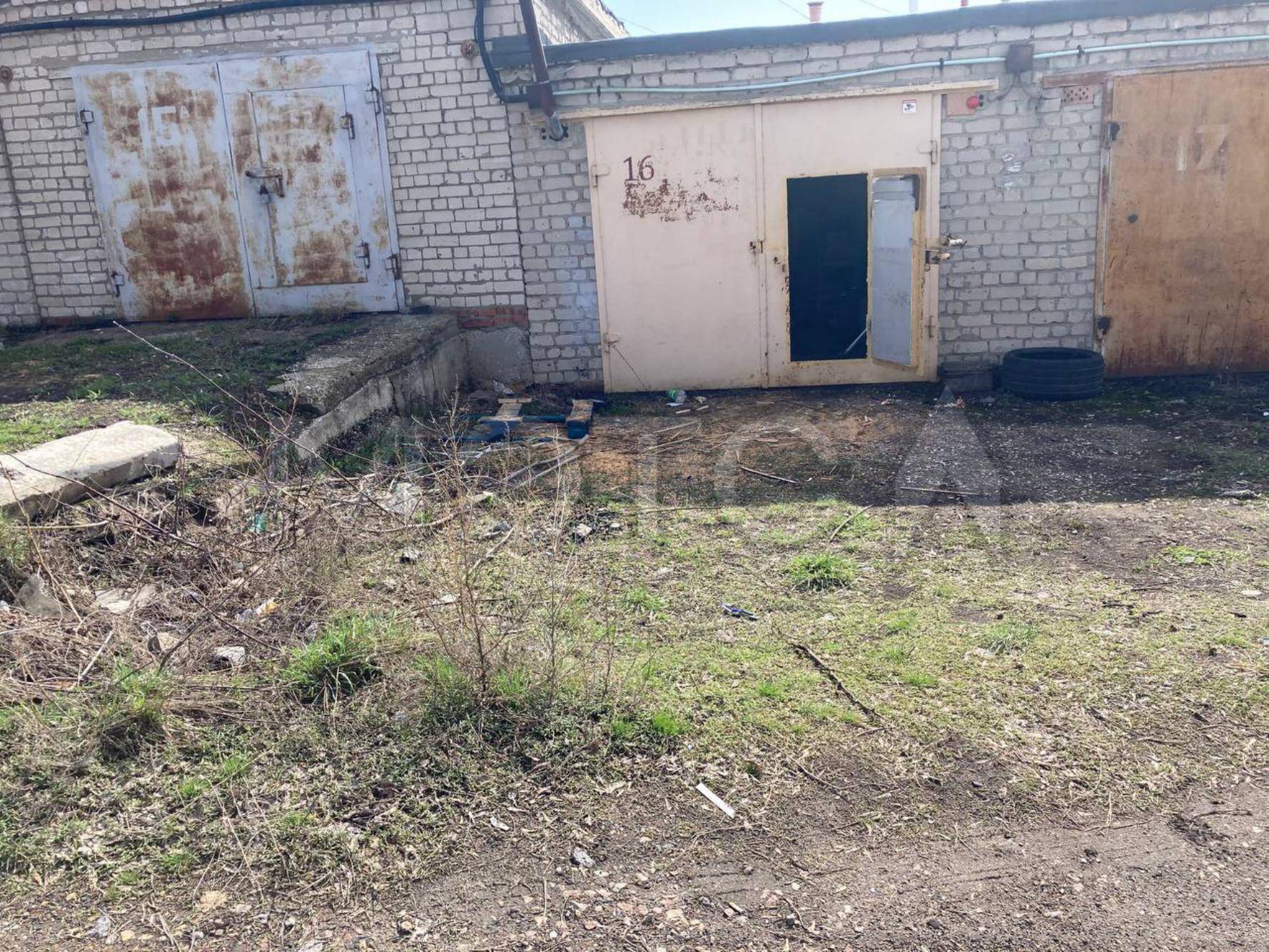 Гараж 19.9 кв.м. и земельный участок 24 кв.м. в Самарской обл.