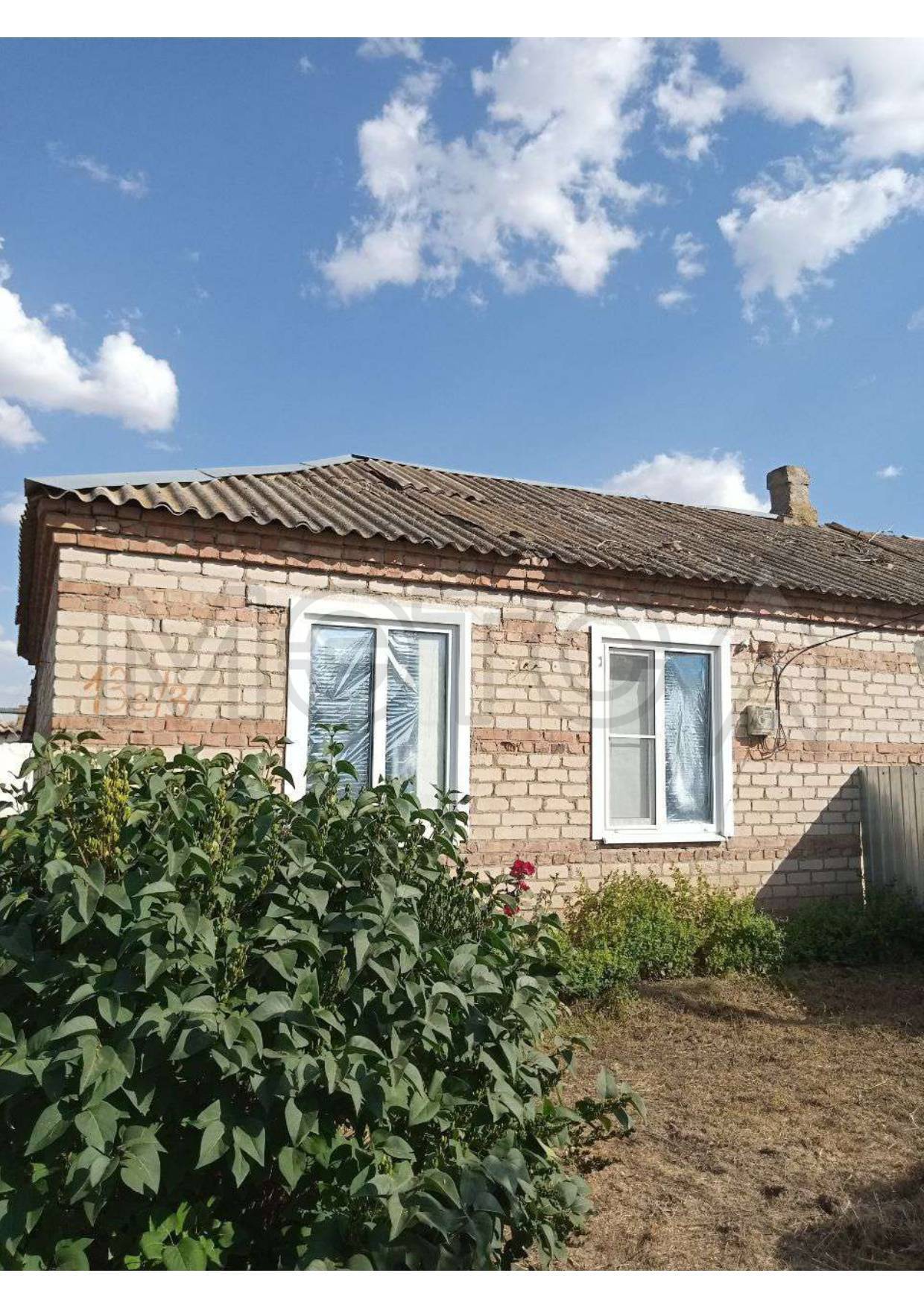 1/3 доля квартиры и 1/3 доля земельного участка в Ставропольском крае