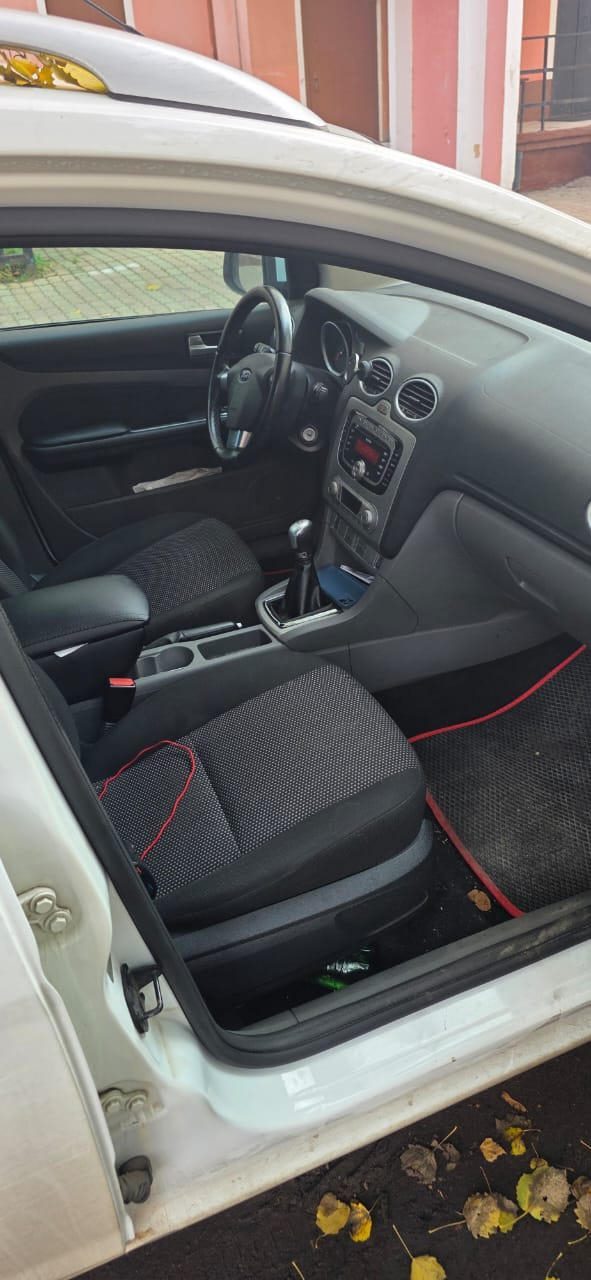 Ford Focus, 2011 года, 145 лс, 261542 км