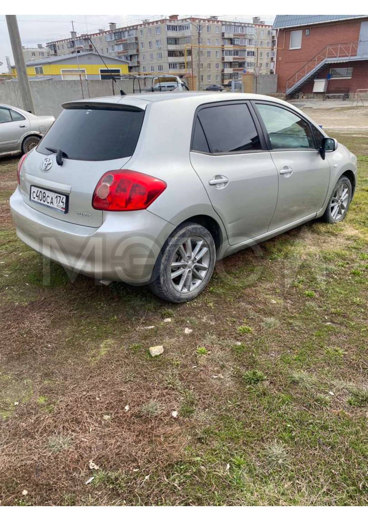Toyota Auris, 2009 года, 101 лс