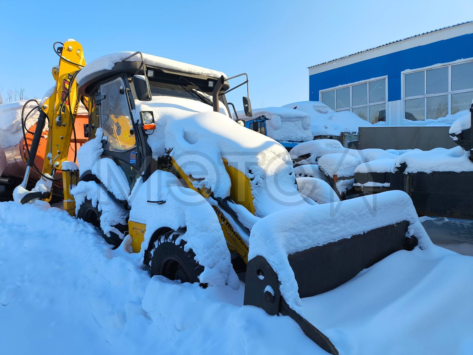 ЭКСКАВАТОР-ПОГРУЗЧИК NEW HOLLAND B80B, 2017 года