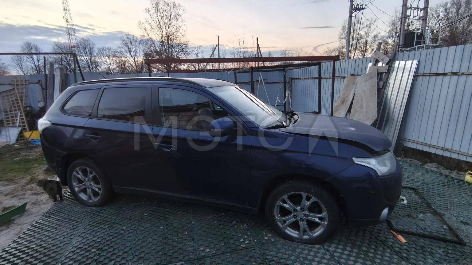 Mitsubishi Outlander, 2013 года, 146 лс, 200000 км, АКПП
