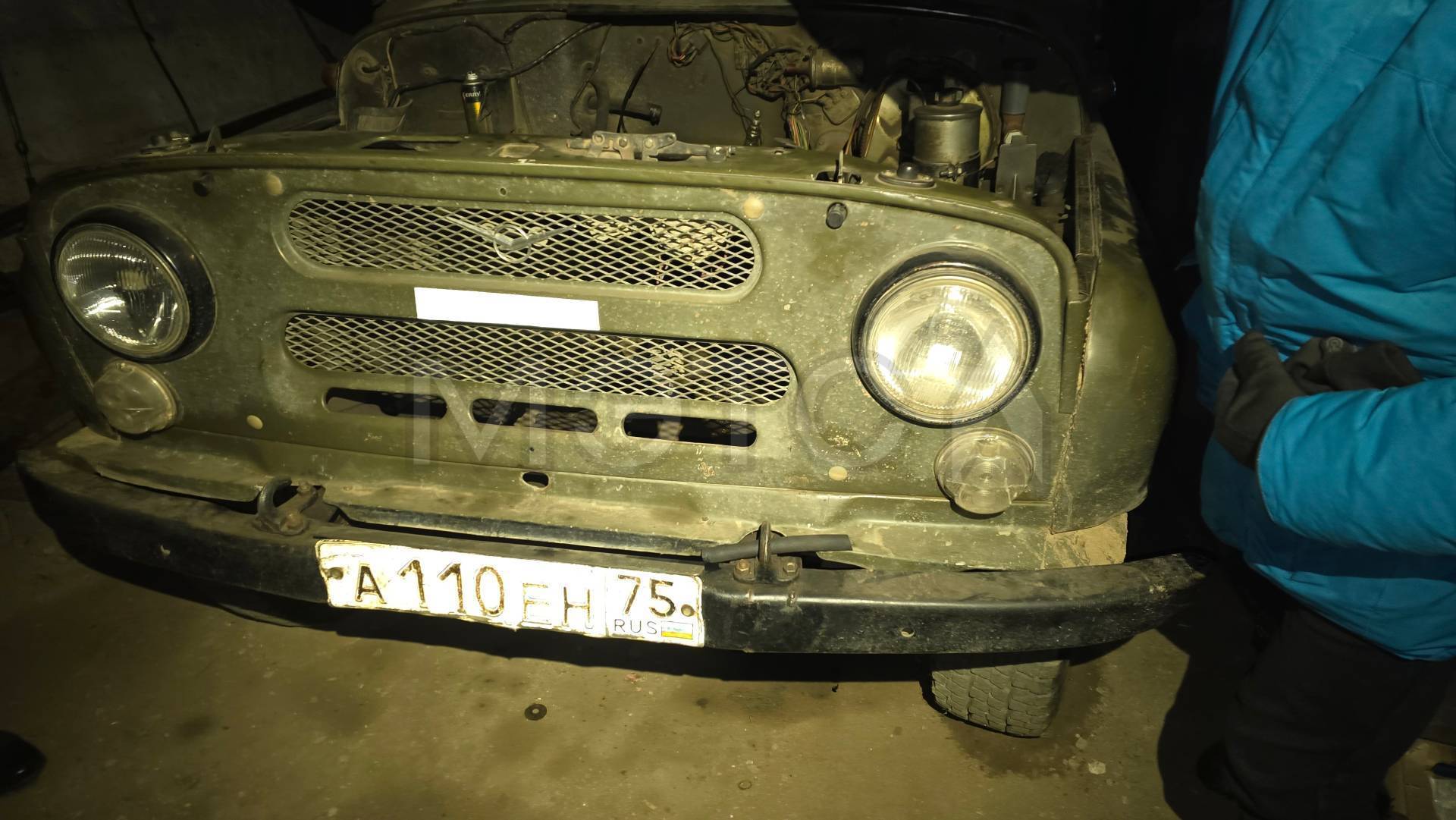 УАЗ 31519, 2001 года; Автомашина УА3 315142, 2002 года; Автомашина ГАЗ 27527, 2006 года; УАЗ 2206, 2003 года