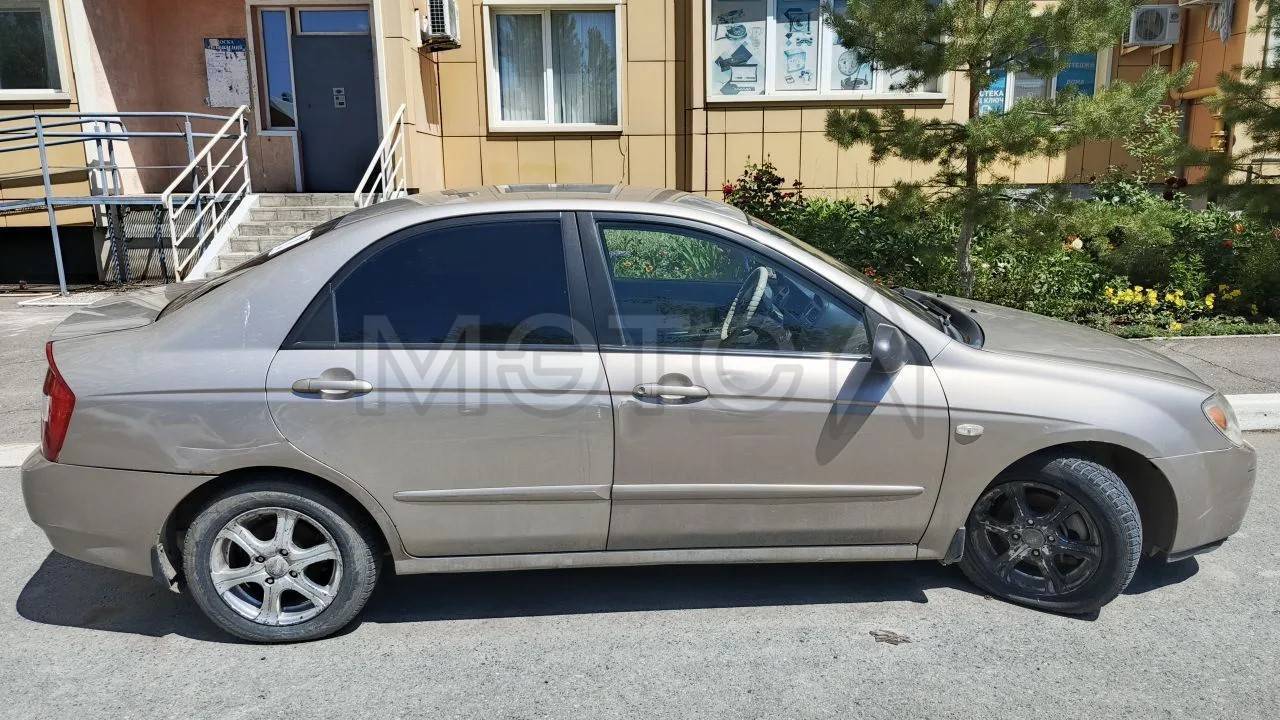 Kia Cerato, 2006 года, 115 лс