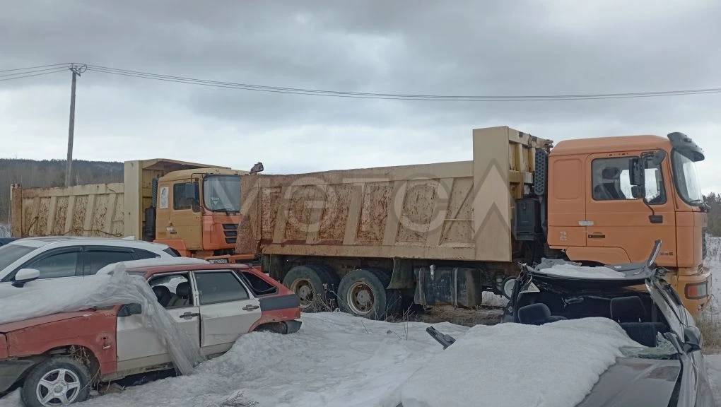 Грузовой самосвал SHACMAN SX3255DR384, 2012 года