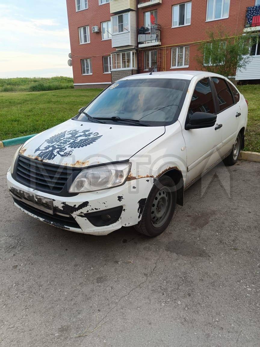 Lada Granta, 2014 года, 106,1 лс, 640000 км