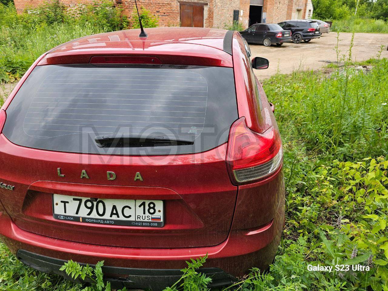 Lada XRAY, 2017 года, 106,1 лс, 153930 км