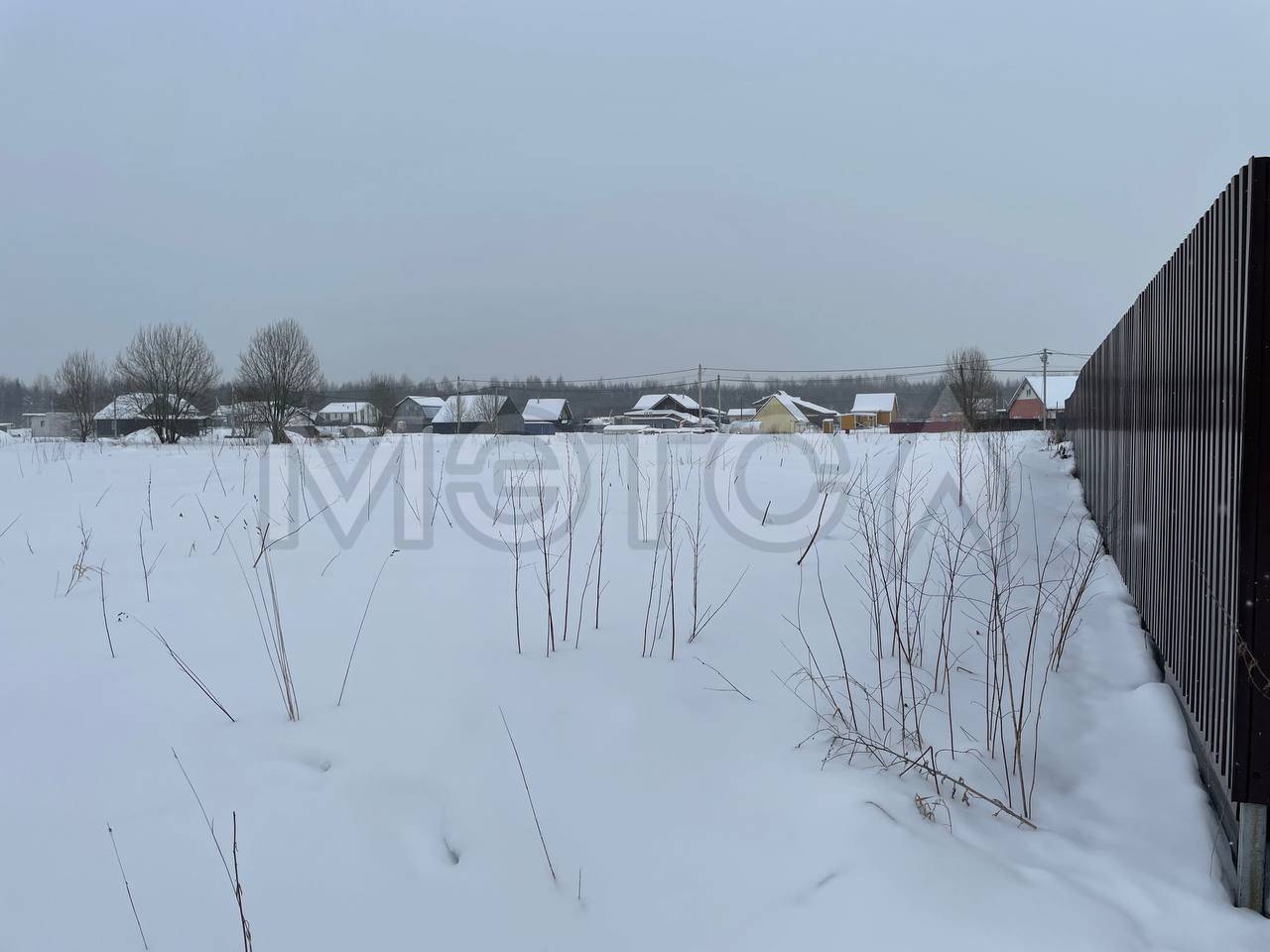 Земельный участок в Ленинградской обл., 1000 +/- 22 кв.м.