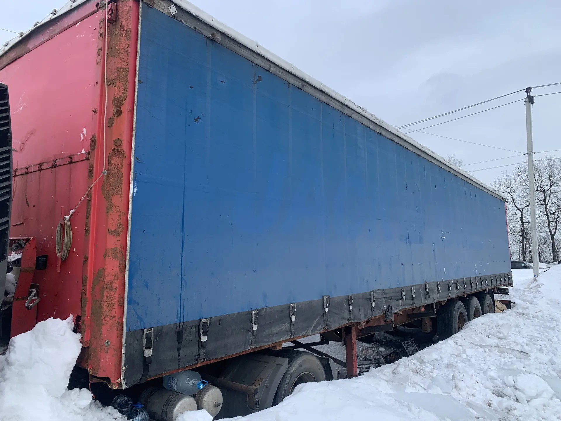 Полуприцеп с борт. платформой ROLFO S3S370 С, 2001 года