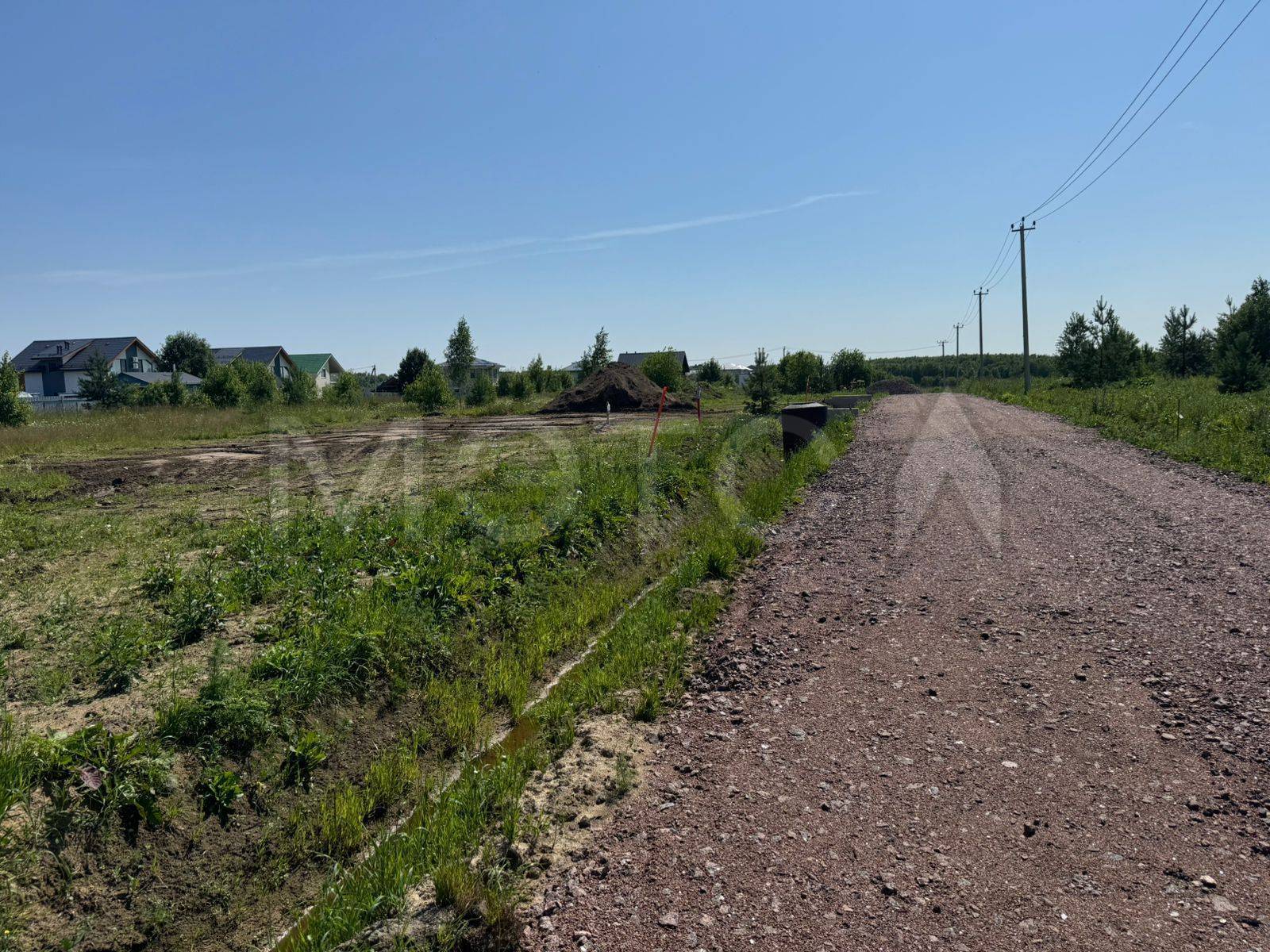 Земельный участок в Ленинградской обл., 1231 +/- 25 кв.м.