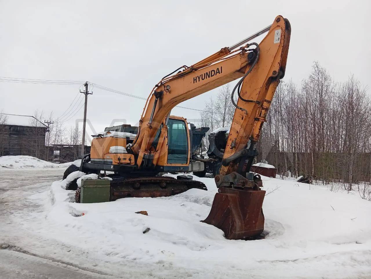Гусеничный экскаватор Hyundai R160LC-9S, 2012 года