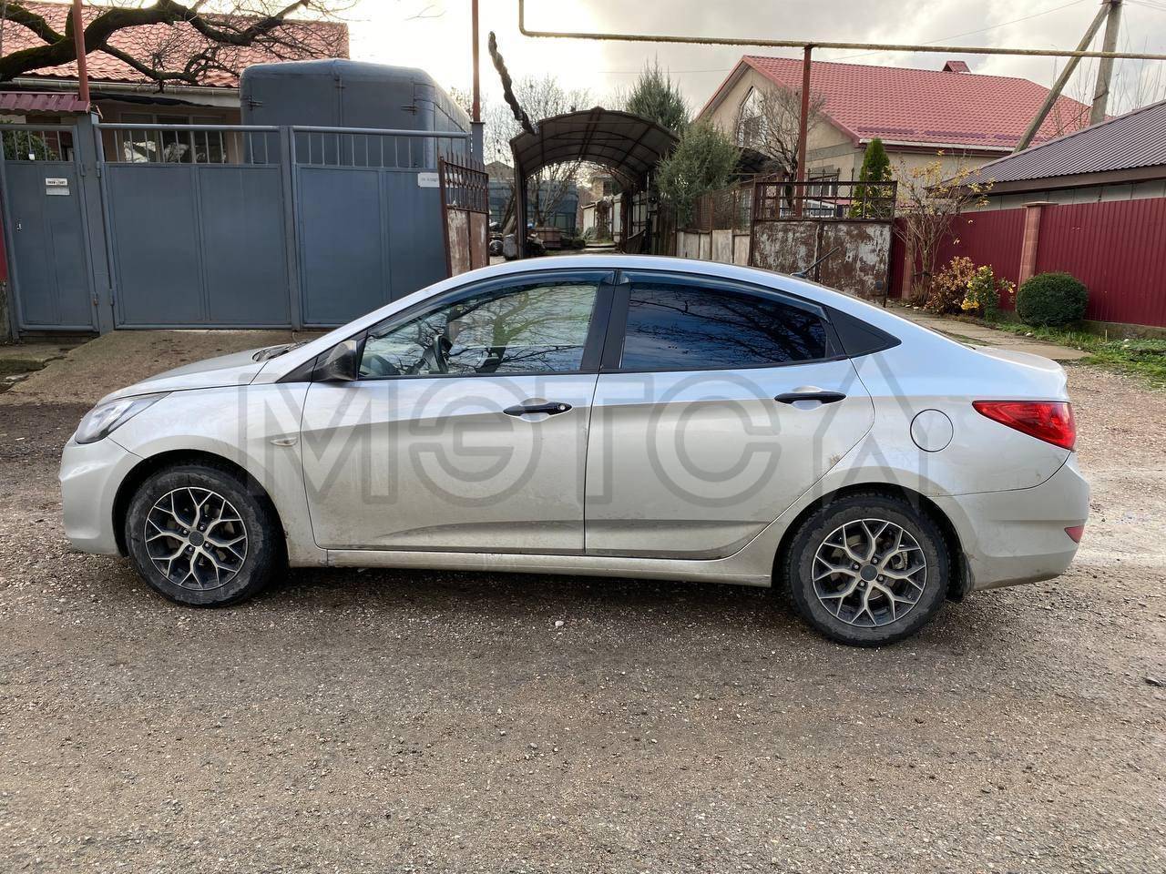 Hyundai Solaris, 2011 года, 107 лс, АКПП