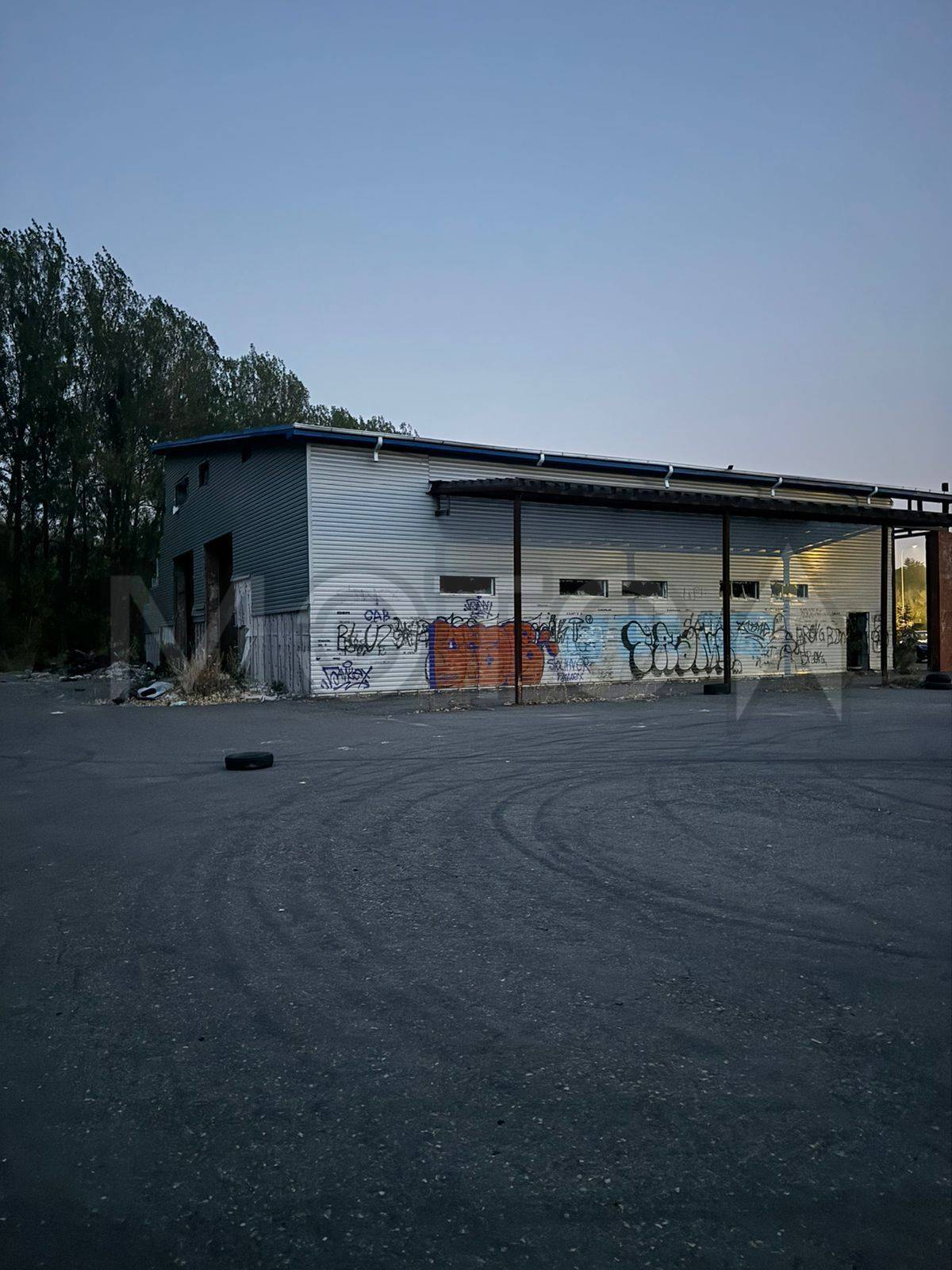 Здание 618 кв.м. и земельный участок 8819 кв.м. в Белгородской обл.