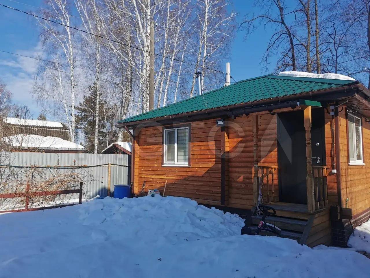 Дом 61,9 кв.м, баня 34,2 кв.м. и земельный участок 695 кв.м. в Тюменской обл.