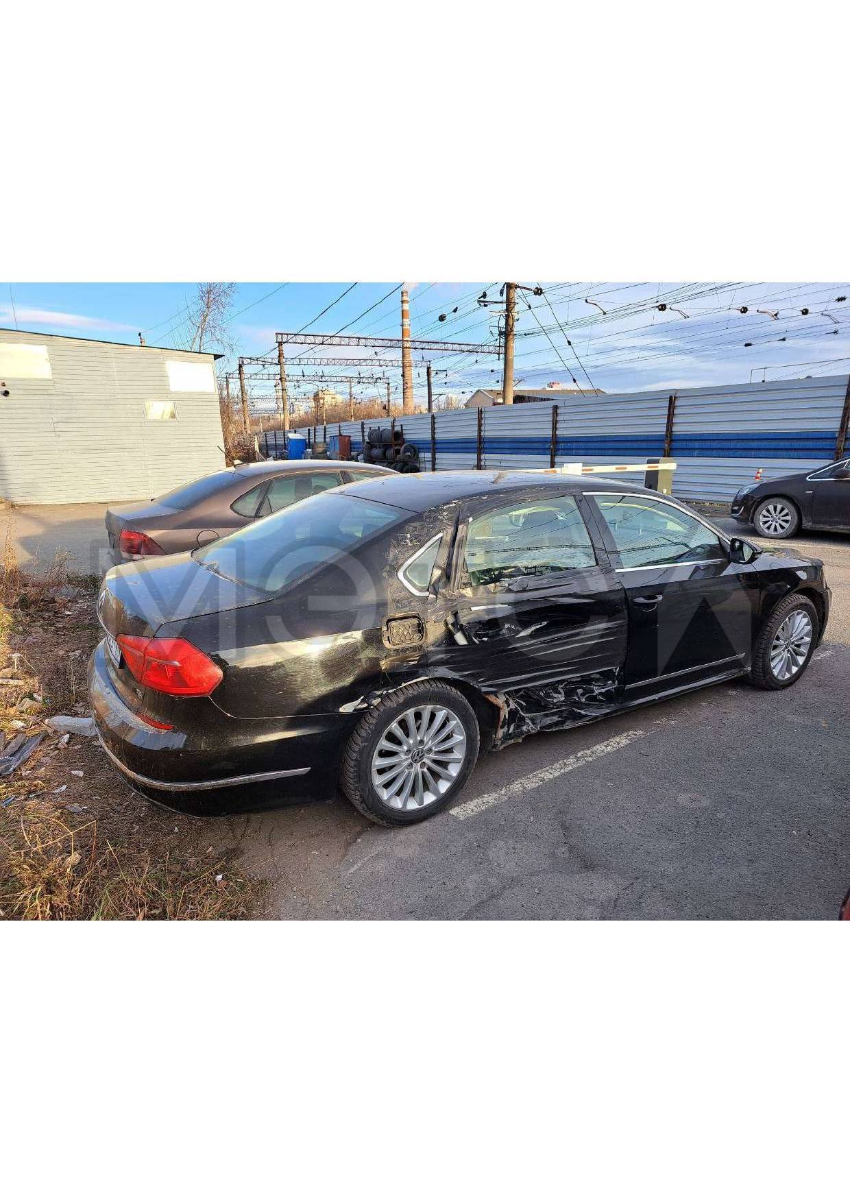 Volkswagen Passat, 2015 года, 170 лс, 328 354 км, АКПП