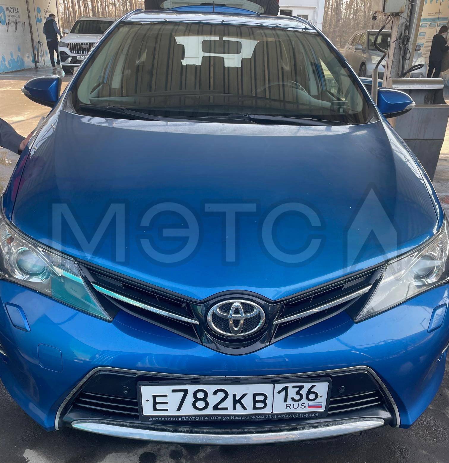 Toyota Auris, 2014 года, 132 лс