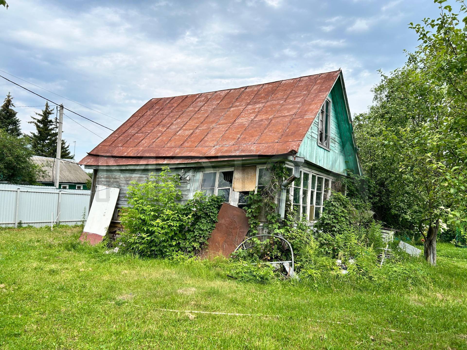 Здание 32,8 кв.м. и земельный участок 619+/-9,98 кв.м. в Московской обл.