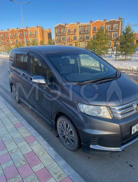 Honda Freed, 2012 года, 118 лс, 122000 км, АКПП