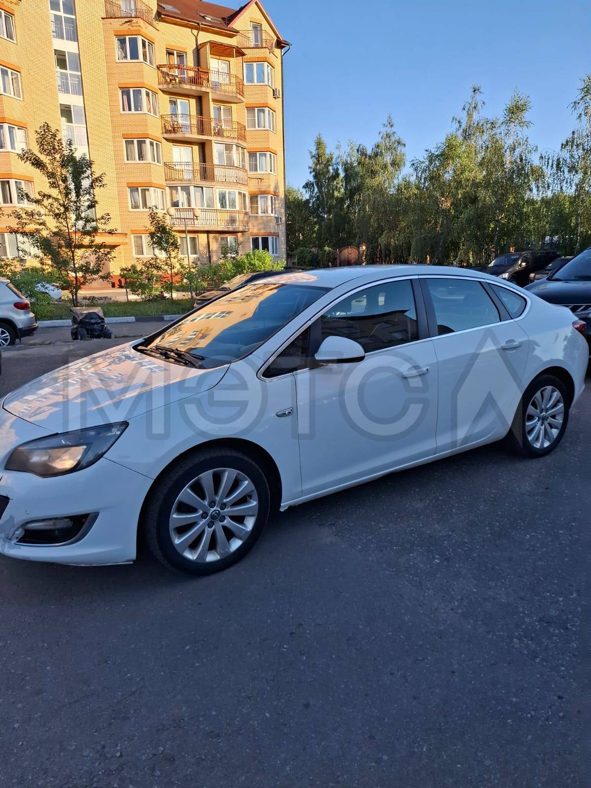 Opel Astra, 2015 года, 116 лс, 165000 км, АКПП
