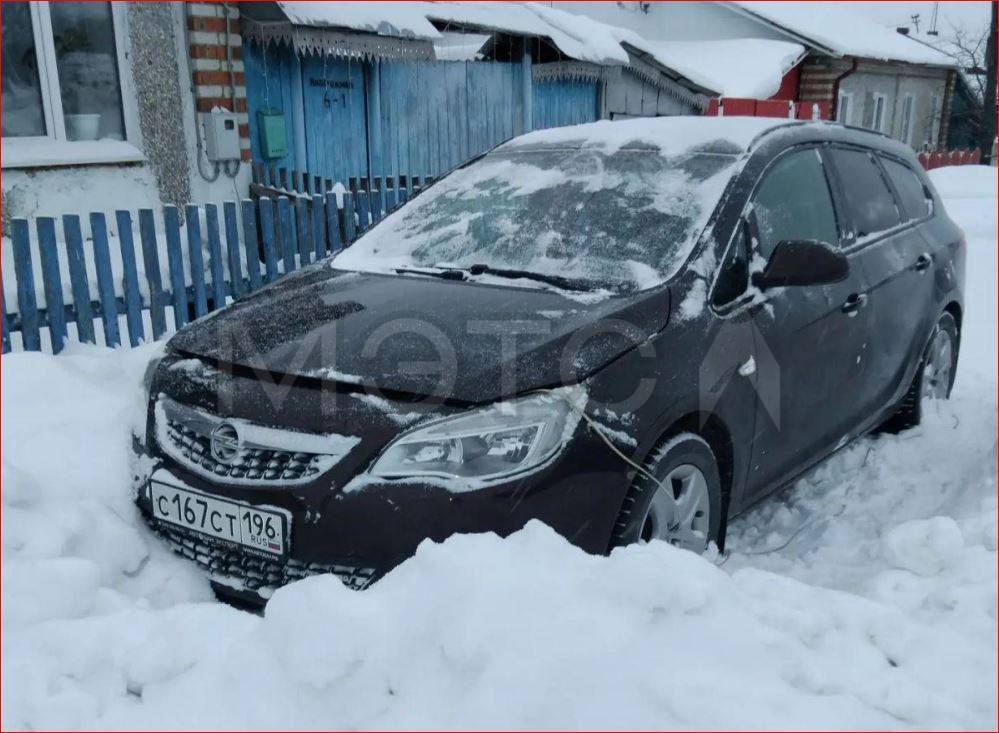 Opel Astra, 2012 года, 116 лс