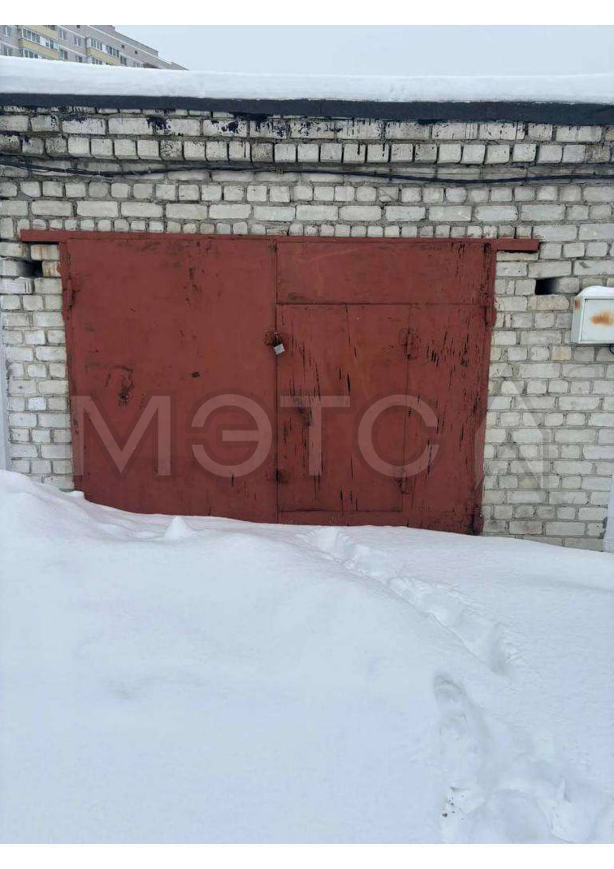 Гараж 24,7 кв.м. и земельный участок 25+/-2 кв.м. в Брянске