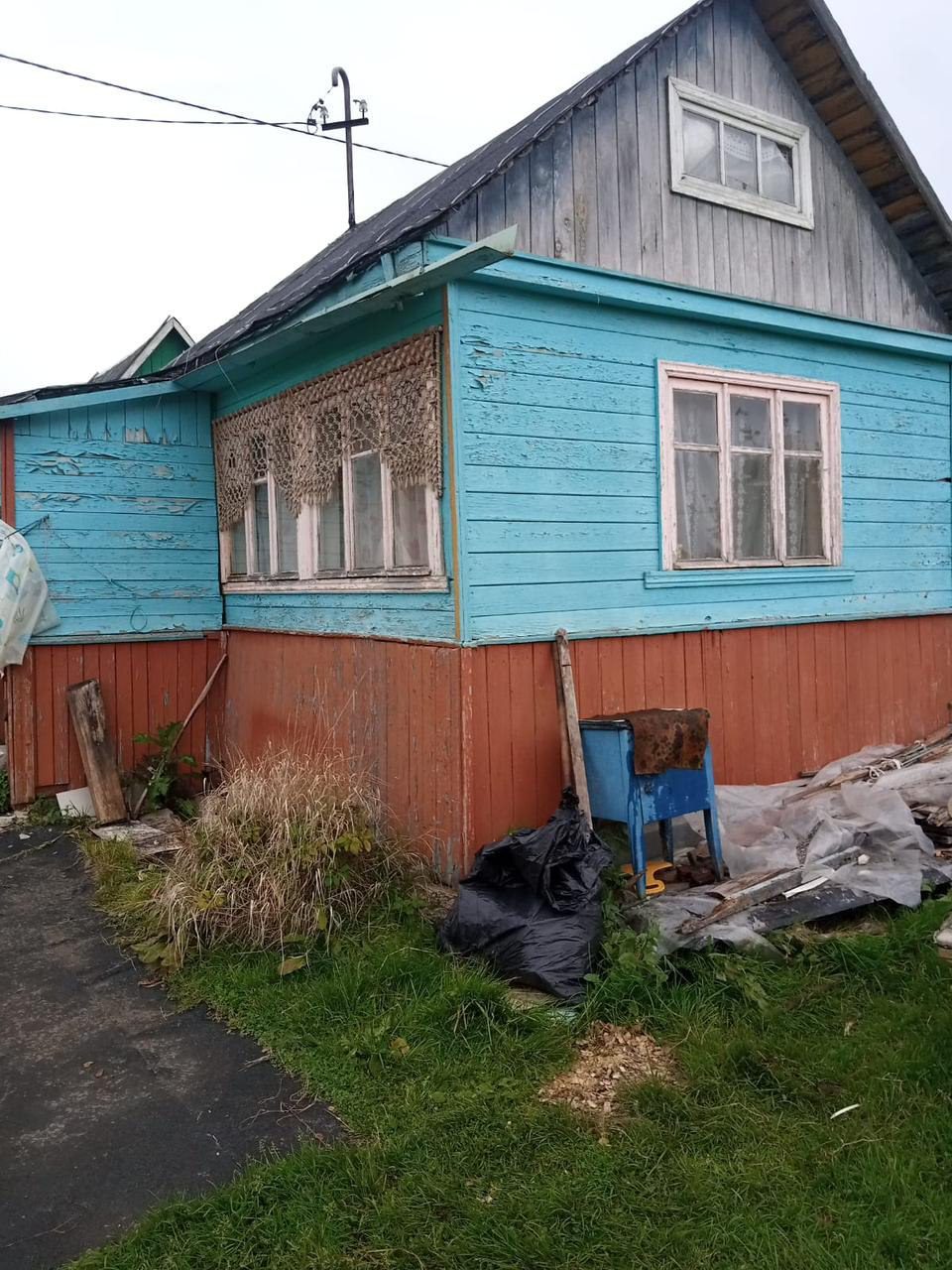 Дом 12,3 кв.м. и земельный участок 390 кв.м. в Ярославской обл.