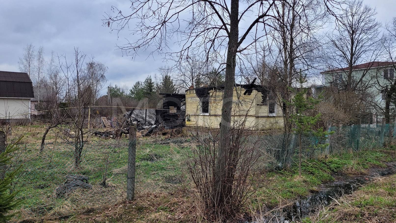 Дом 67,3 кв.м. и земельный участок 1073+/-11 кв.м. в Ленинградской обл.