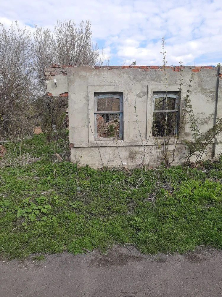 Здание 18,5 кв.м. и земельный участок 1974 кв.м. в Тамбовской обл.
