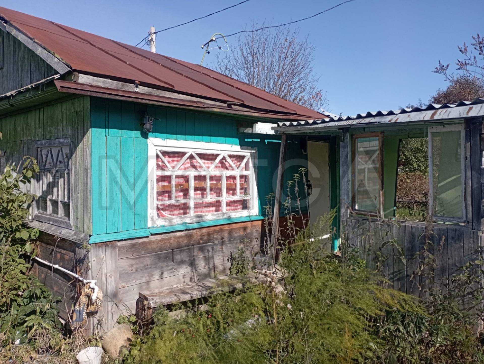 Дом 16 кв.м, сооружение 8 кв.м. и земельный участок 414 +/- 7 кв.м. в Пермском крае