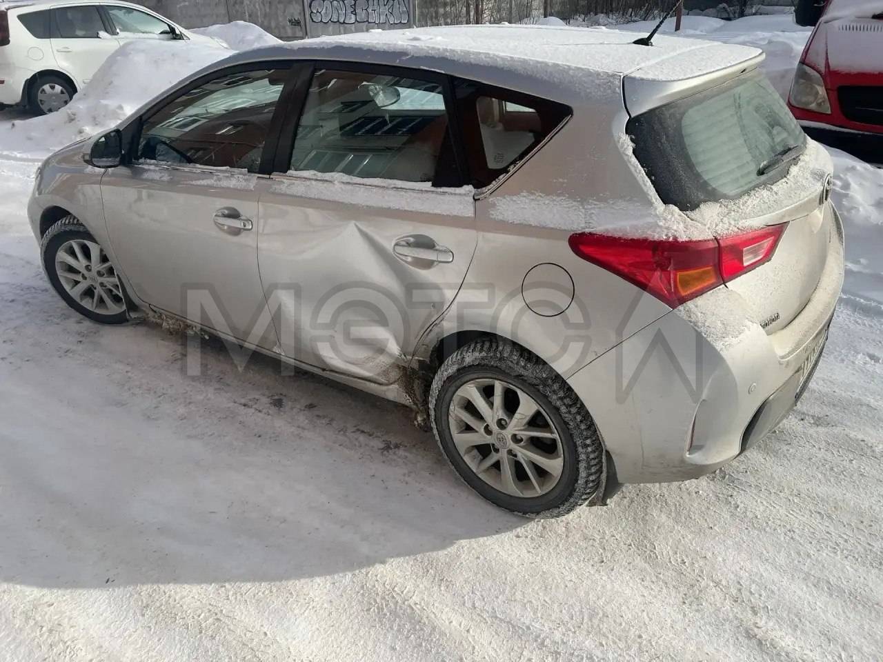 Toyota Auris, 2013 года, 132 лс, 67000 км, АКПП